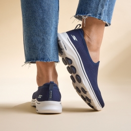 SkechersGoWalk7SlipOnInstappersblauw