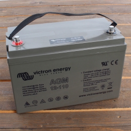 AGM12V110AhDeepCycleAccu-M8insert