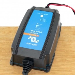 BlueSmartIP65Acculader2413