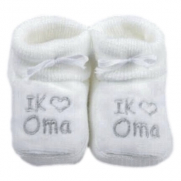 PetitVillainIkHouVanOmaWitSlofjes