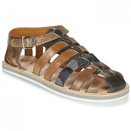 SandalenMelvinampHamiltonSAM-3