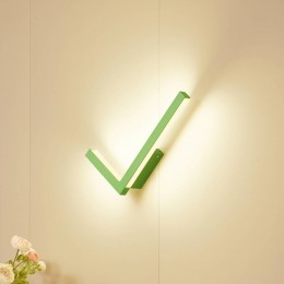 LucandeLEDwandlampCheckgroenmetaalCCTdimbaar