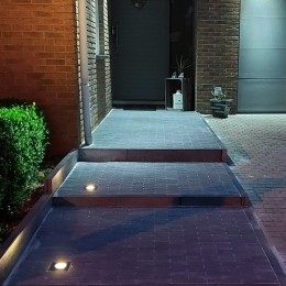 3xRamsaydimbareLEDgrondspot-Vierkant-Zwart-2700Kwarmwit-5Watt-IP67straalwaterdicht-3jaargarantieGrondspotbuiten230V