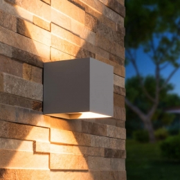 Kansas-DimbareLEDwandlampkubus-7Watt-3000Kwarmwit-UpDownlight-IP65-Grijs-Binnenenbuitenvoorbinnenenbuiten