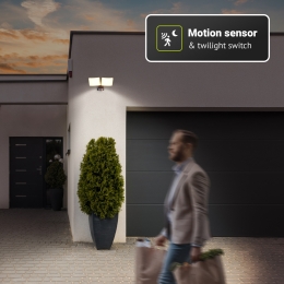Luton-LED-breedstralermetbewegingssensor-Inclschemersensor-IP65waterdicht-Kantelbaar-3300lumen-3000Kwarmwitlicht-40watt-Zwar