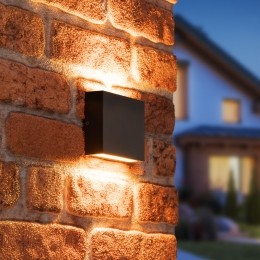 DimbareLEDWandlampOtisS-7Watt-2700Kwarmwit-UpDownlight-IP54voorbinnenenbuiten-Zwartvoorbinnenenbuiten