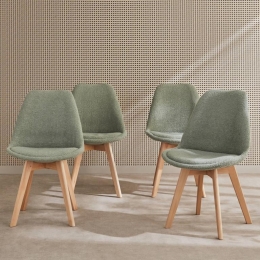 sweeek-Scandinavischebouclstoelmethoutenpotensetvan4