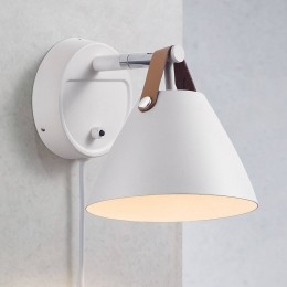 DFTPbyNordluxWandlampStrapmetlerenriemwit
