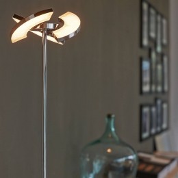 OLIGOTrinityLEDvloerlamp3beweegbaresegmenten
