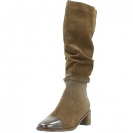 LaarzenNoaHarmonCARRIE