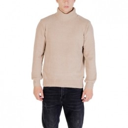 TruiGianniLupoMCOLLOALTOGL536S-F25