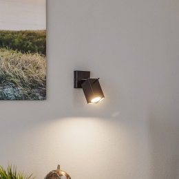 SOLLUXLIGHTINGWandspotSquarezwart1-lamp