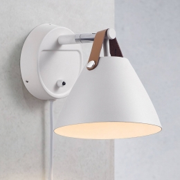 DFTPbyNordluxWandlampStrapmetlerenriemwit