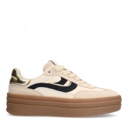 Beigelerensneakersmetsudedetails