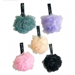 6xGerardBrinardDouchePuff