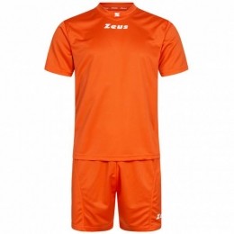 ZeusKitPromoVoetbaltenue2-deligoranje