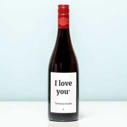 WijnflesIloveyouandyourboobs-RoodMerlot