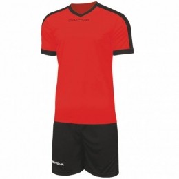 GivovaKitRevolutionVoetbalshirtmetShortsoranjezwart