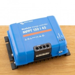 BlueSolarMPPT15045