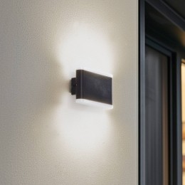 LindbySmartLEDbuitenwandlampElviCCTRGBTuyaIP54