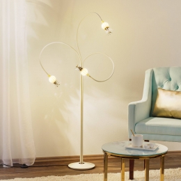 SerienLightingVloerlampPoppy-Metdrieflexarmen