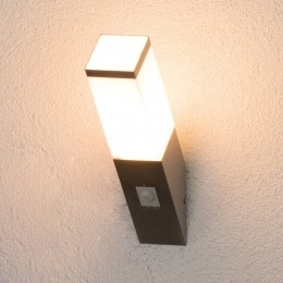 LindbybuitenwandlampLoriansensorroestvrijstaalIP44E27