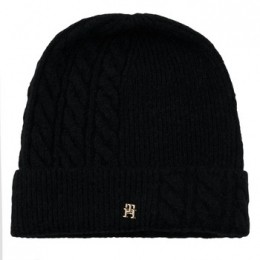 MutsTommyHilfigerTHELEVATEDCHICFLUFFYBEANIE