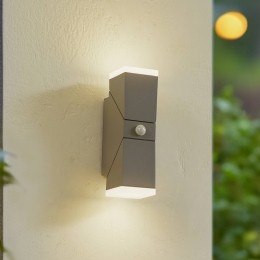 LindbyLEDwandlampSally22cmgrijsIP54sensor