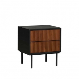 EikenhoutennachtkastjeYokazwartrustiekeiken