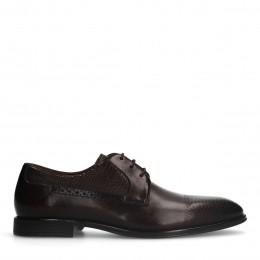 Donkerbruinelerenveterschoenen