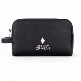 ToilettasCountyOfMilan-