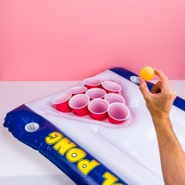 Beerpongluchtbed