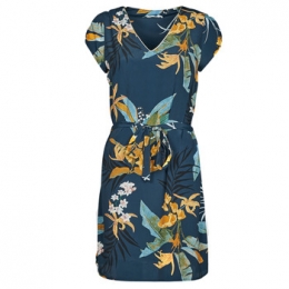 KorteJurkBettyLondonBERRIE