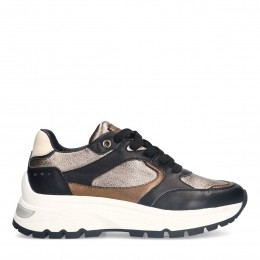 Zwartelerensneakersmetgoudendetails