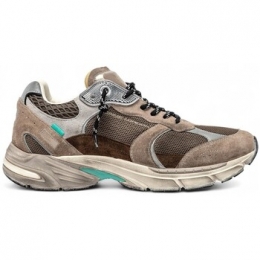 LageSneakersCrimeLondon-