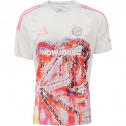 adidasMastersofMadnessRacingPannakoekVoetbalshirtWitOranjeRoze