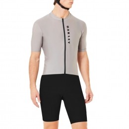 OakleyIconClassic20Setfietsshirtfietsbroekset2artikelenvoor