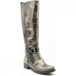 LaarzenSachaLondonDaniela-BG