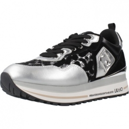 LageSneakersLiuJoWONDER01