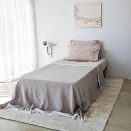 WandrekTammyHannahHome