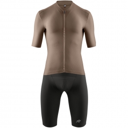 ASSOSEquipeRS11Setfietsshirtfietsbroekset2artikelenvoorheren
