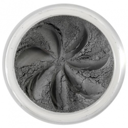 LilyLoloLooseEyeShadowSidewalk