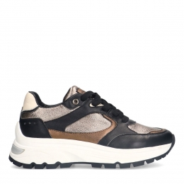 Zwartelerensneakersmetgoudendetails