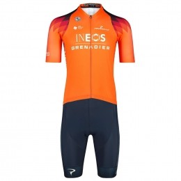 INEOSGrenadiersIconTraining2023Setfietsshirtfietsbroekset2