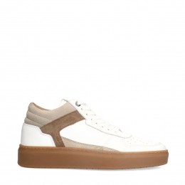 Wittelerensneakersmetbruinesudedetails