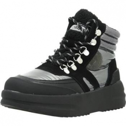 LaarzenChika10WALK03