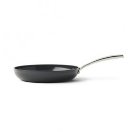 BKSuperiorCeramickoekenpan28cmPanZwart