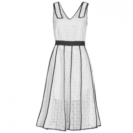 KorteJurkKarlLagerfeldKLEMBROIDEREDLACEDRESS