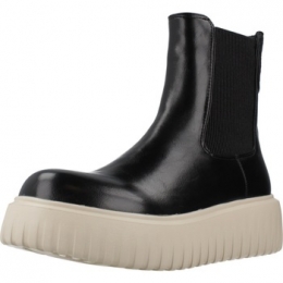 LaarzenNoaHarmon10027N