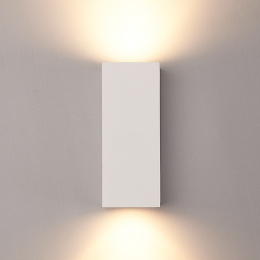 SelmadimbareLEDwandlamp-UpDownlight-IP65-Incl2x5Watt2700KGU10spots-Wit-Binnenenbuiten-3jaargarantievoorbinnenenbui